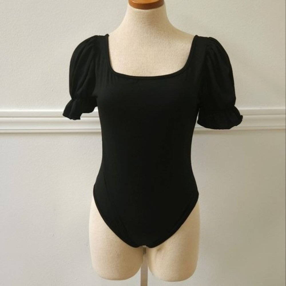 Bodysuit Flaunt Your Curves in This Sexy & Stylish Puff Sleeve ! - Picture 4 of 14